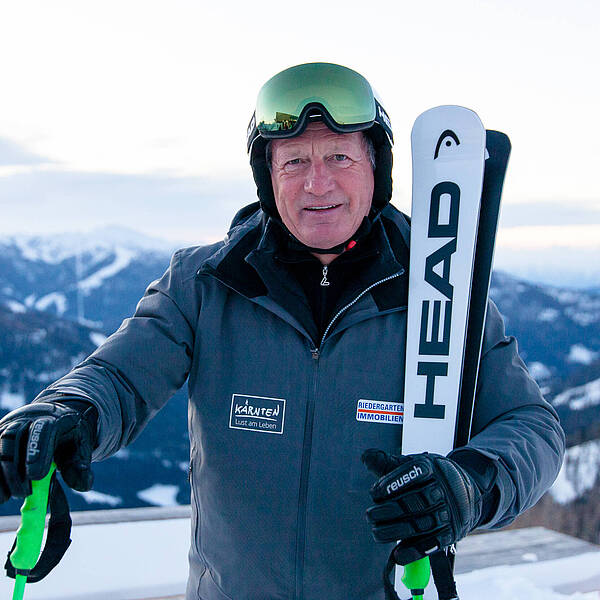 BKK Early Morning Skiing Franz Klammer 